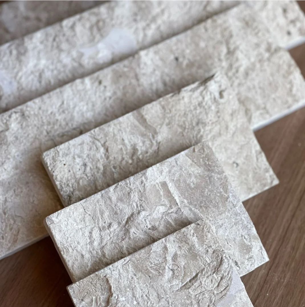 Travertino Rockface 10xlivre (M²)